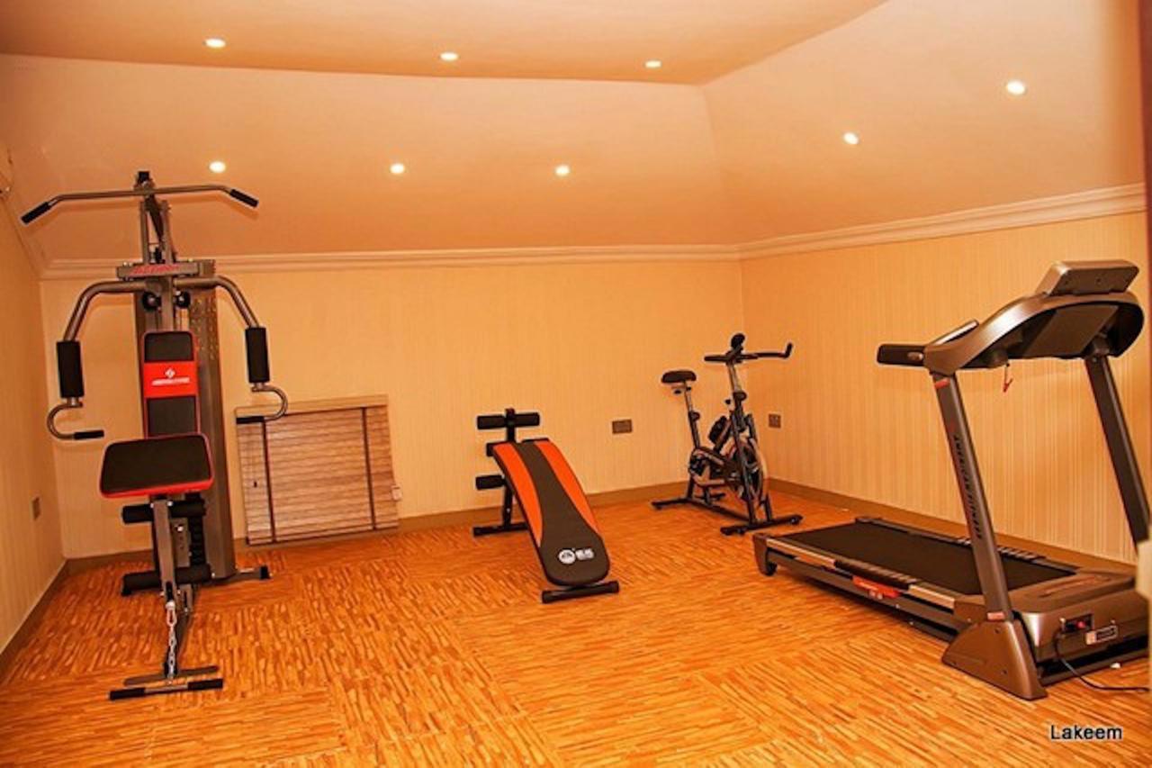 Lakeem Suites Agboyin Surulere Lagos Bagian luar foto